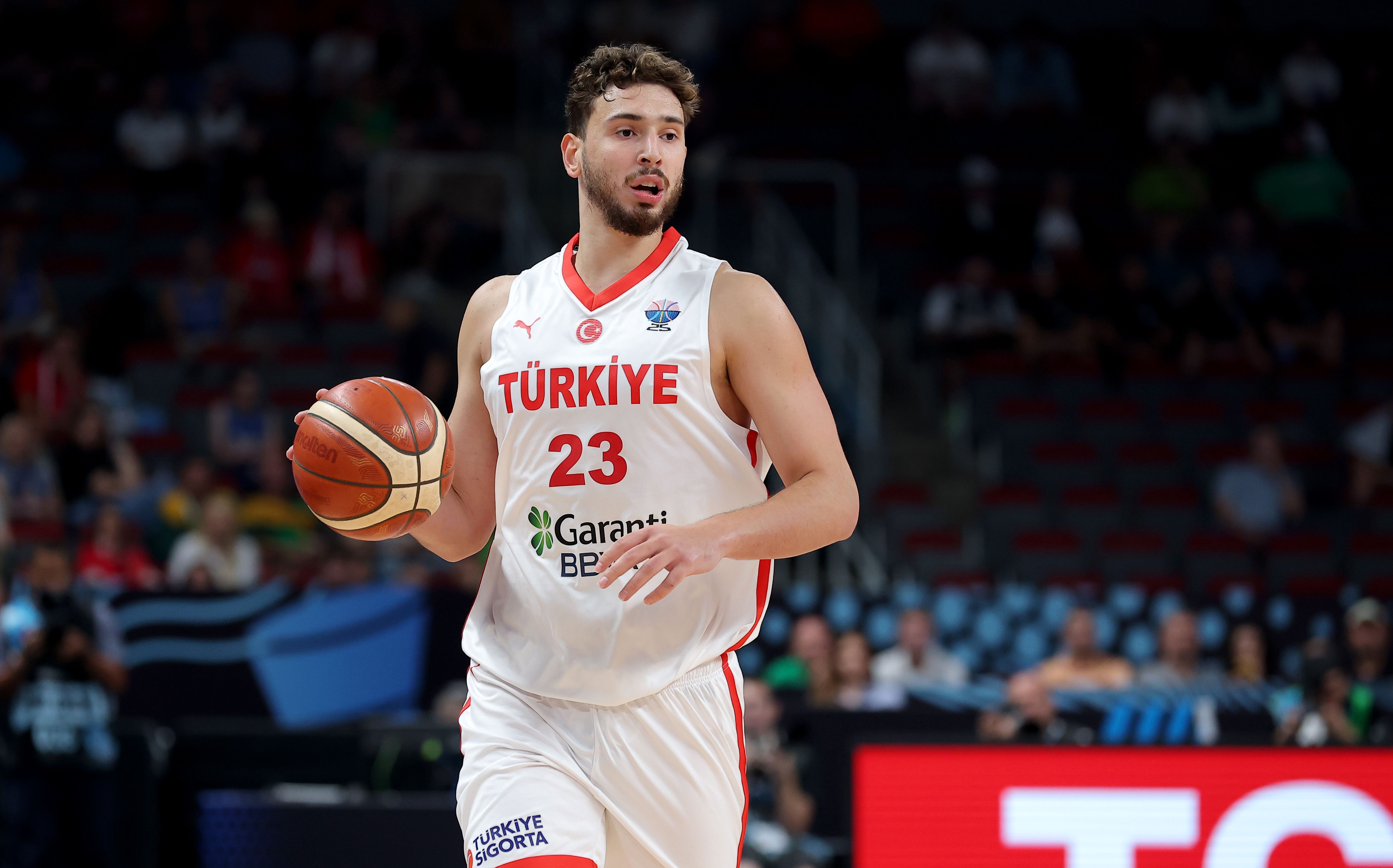 Yabo-拉金盛赞申京跻身全球顶尖球员行列 稳居前十至前二十席位