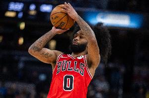 只用半场就达成了！科比-怀特连续13场比赛砍下20+