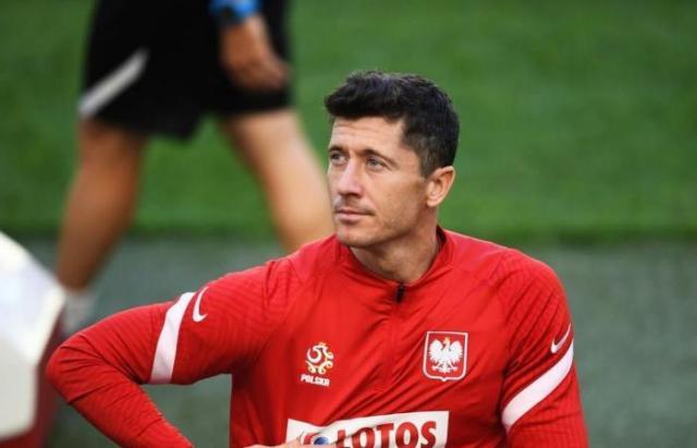 官方网站-【前瞻】波兰死磕西班牙 为奇迹1分祈祷莱万复苏